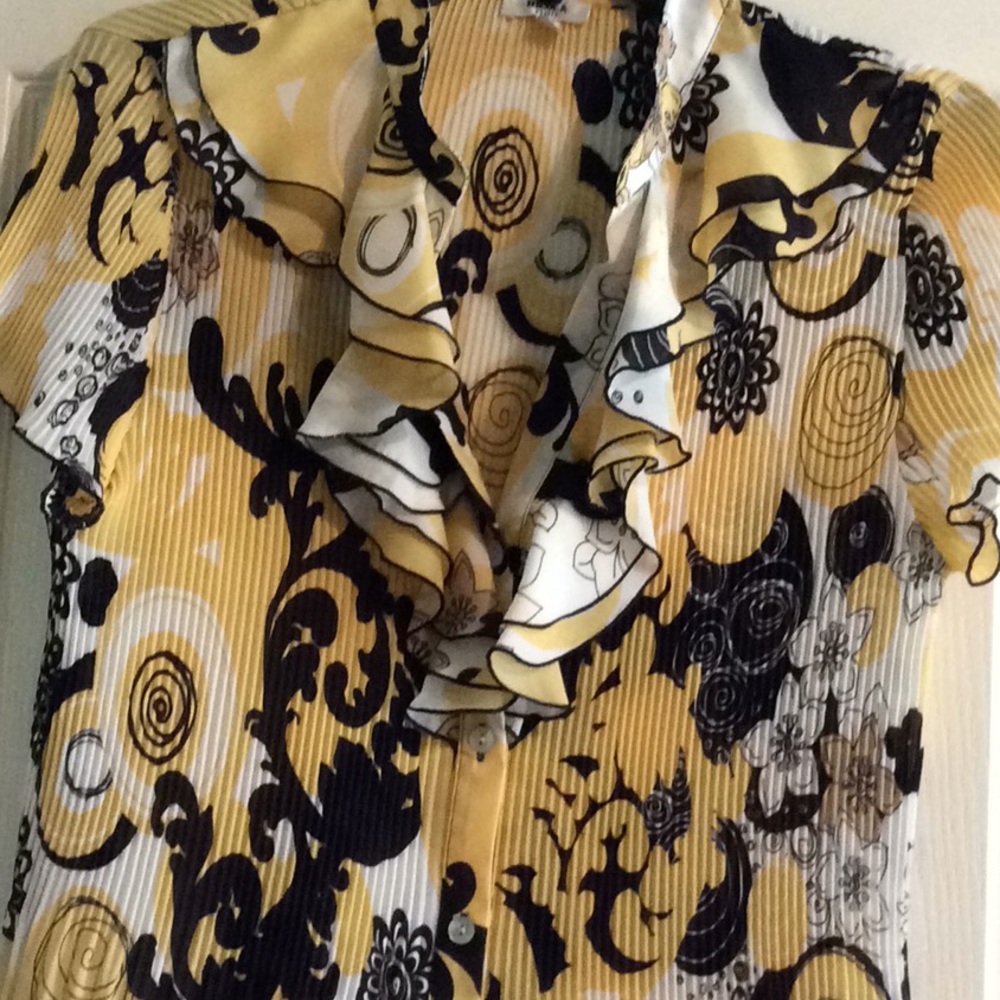 Blouse - Picture 2 of 3